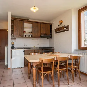  Appartamento Mountain With Fireplace And Mountain View