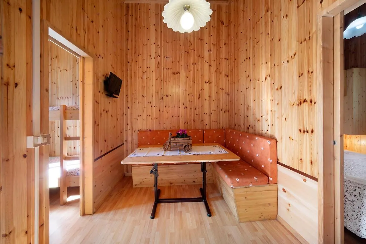 Semesterbostad Casa Genziana Villa Barzio